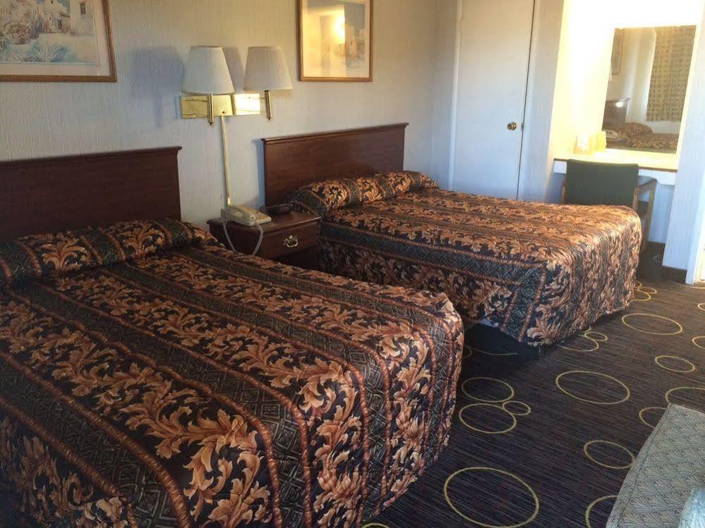 Almara Inn Tucumcari Zewnętrze zdjęcie